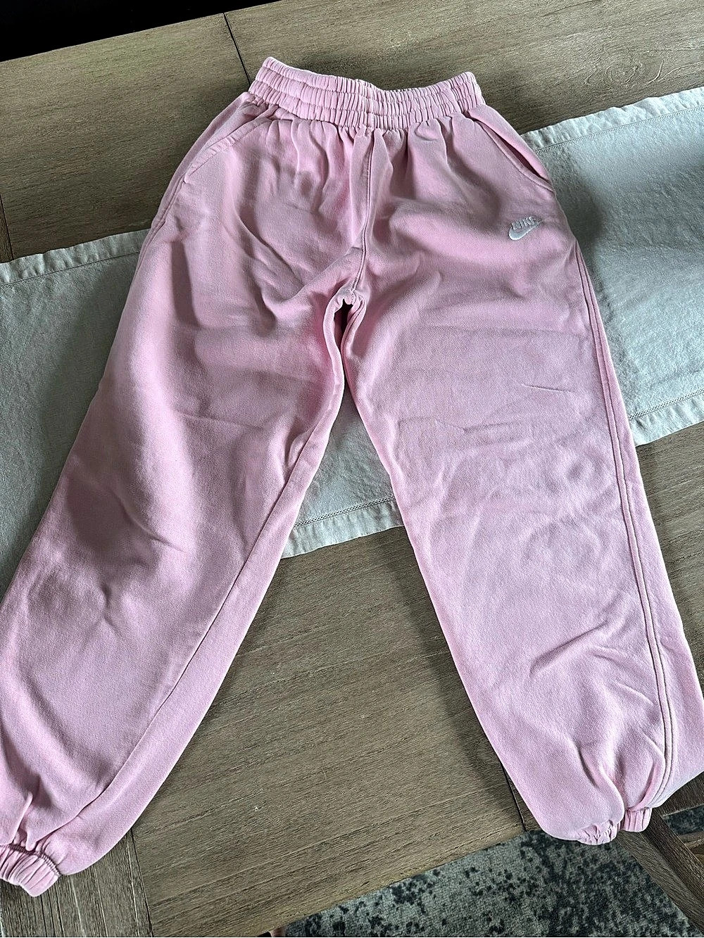 Nike Sportswear Club Fleece Joggers Pink